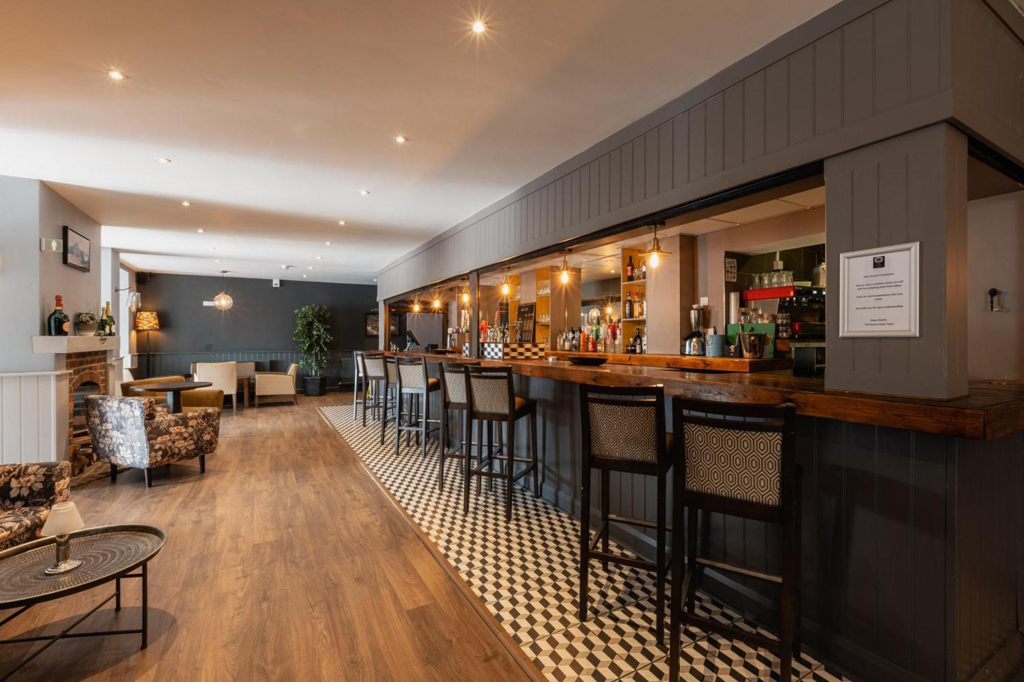 The Stones Hotel Salisbury Exterior photo